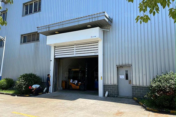 涡轮硬质快速门