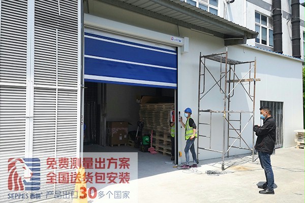 pvc快速门